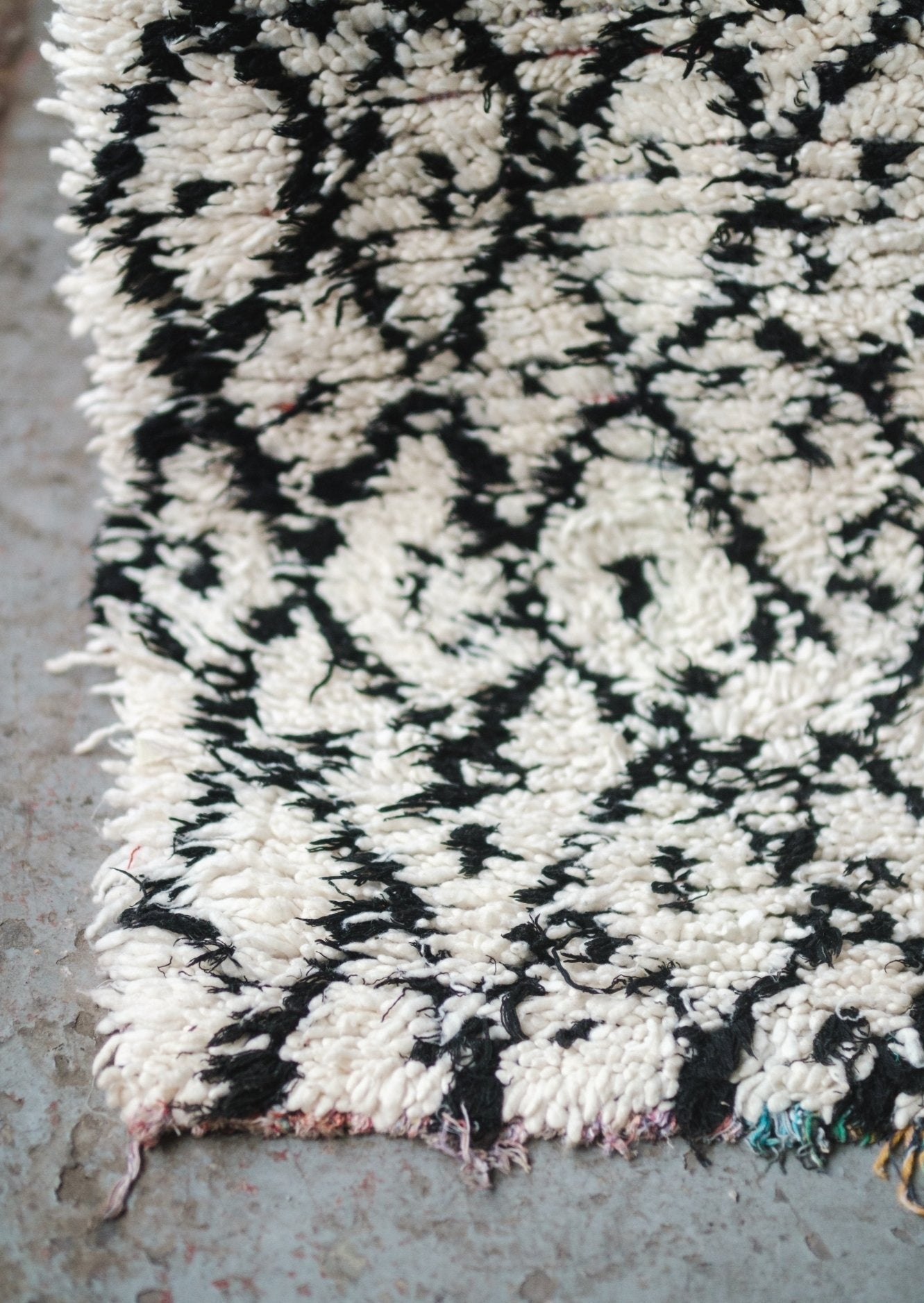Beni Runner - Modern Myth Decor