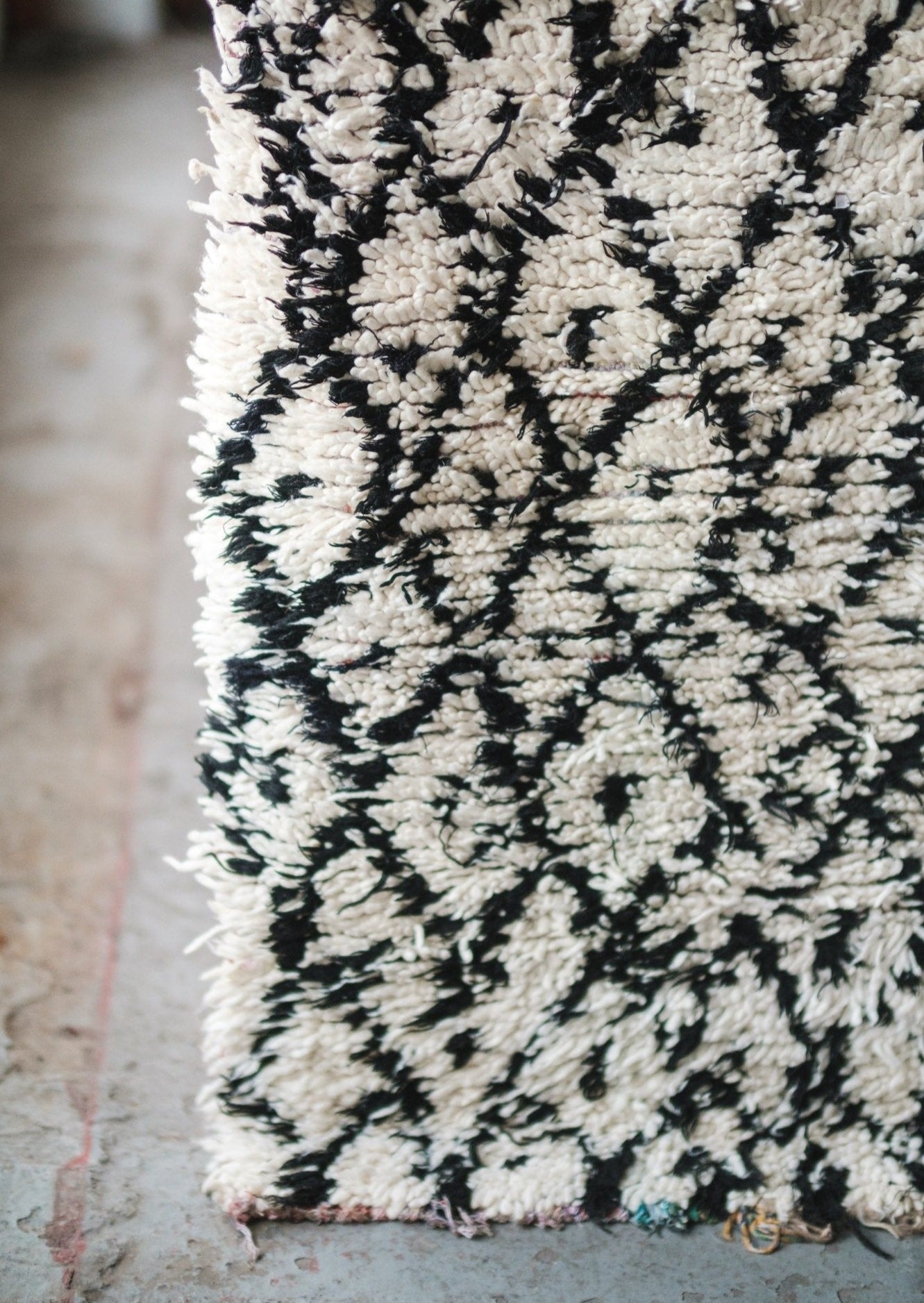 Beni Runner - Modern Myth Decor