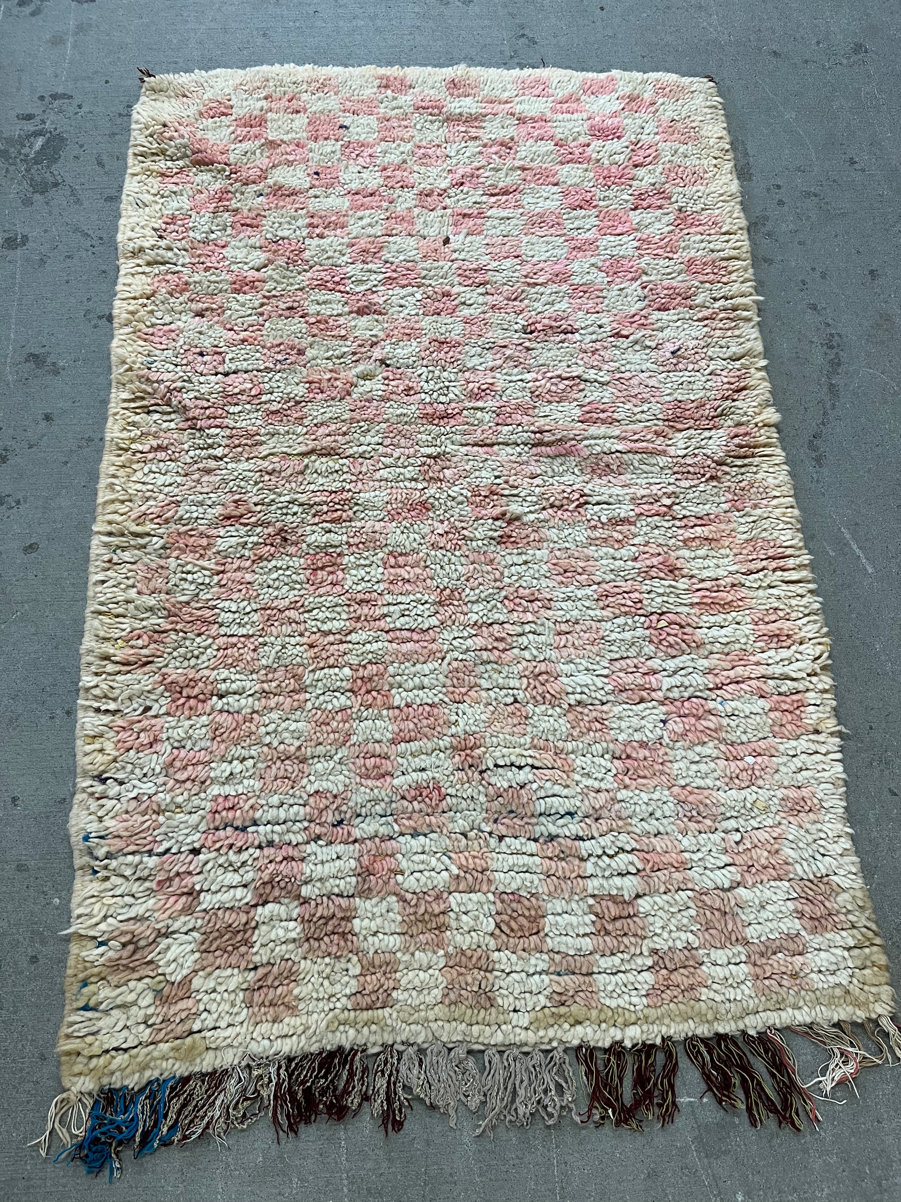 Checkered Paradise Accent Rug
