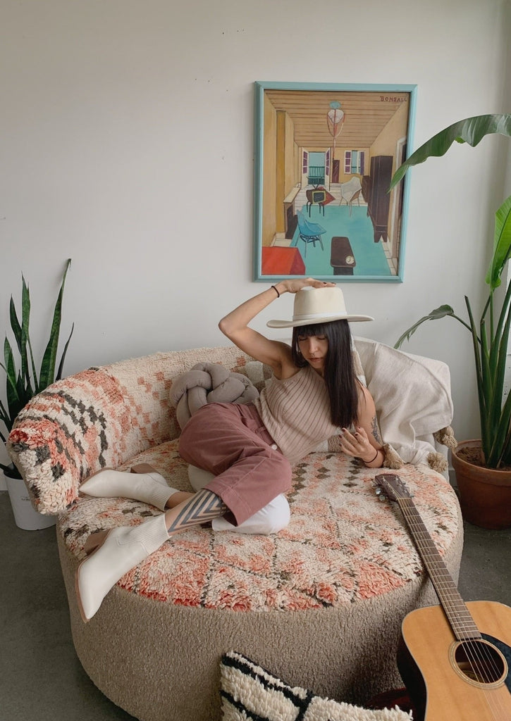 Free Spirit- Swivel chair - Modern Myth Decor
